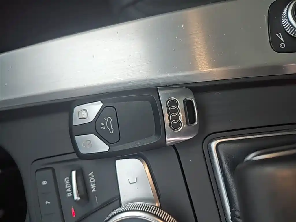 Audi A4L 2019 40 TFSI Fashion (China VI) фото 9