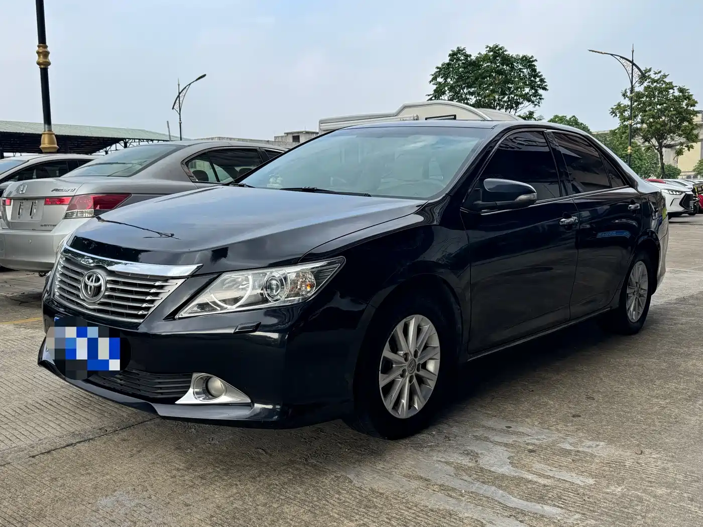 Toyota Camry 2012 2.0G Luxury Edition