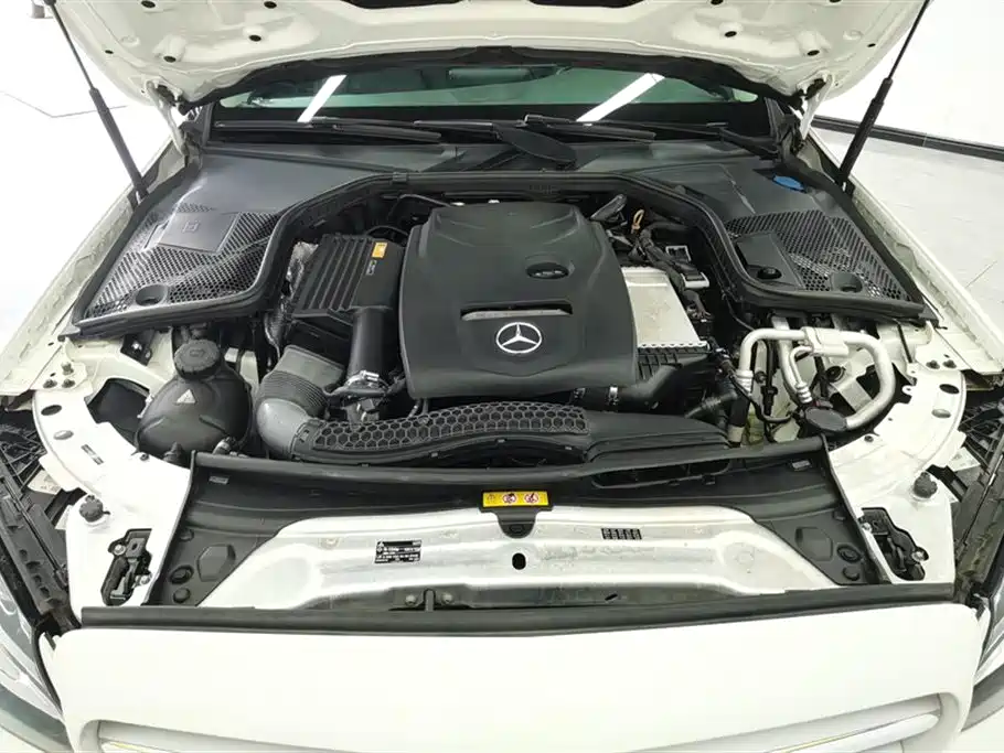 Mercedes-Benz C-Class 2017 Facelift C 200 L Sport Edition фото 10