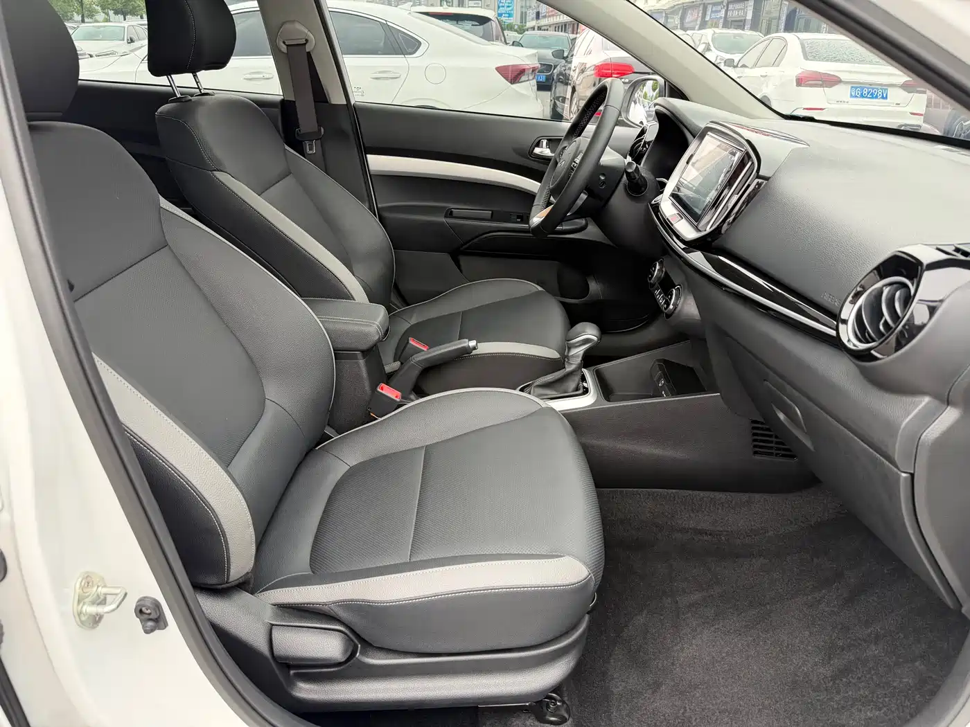 Kia KX1 2021 1.4L CVT Sunroof Version фото 13
