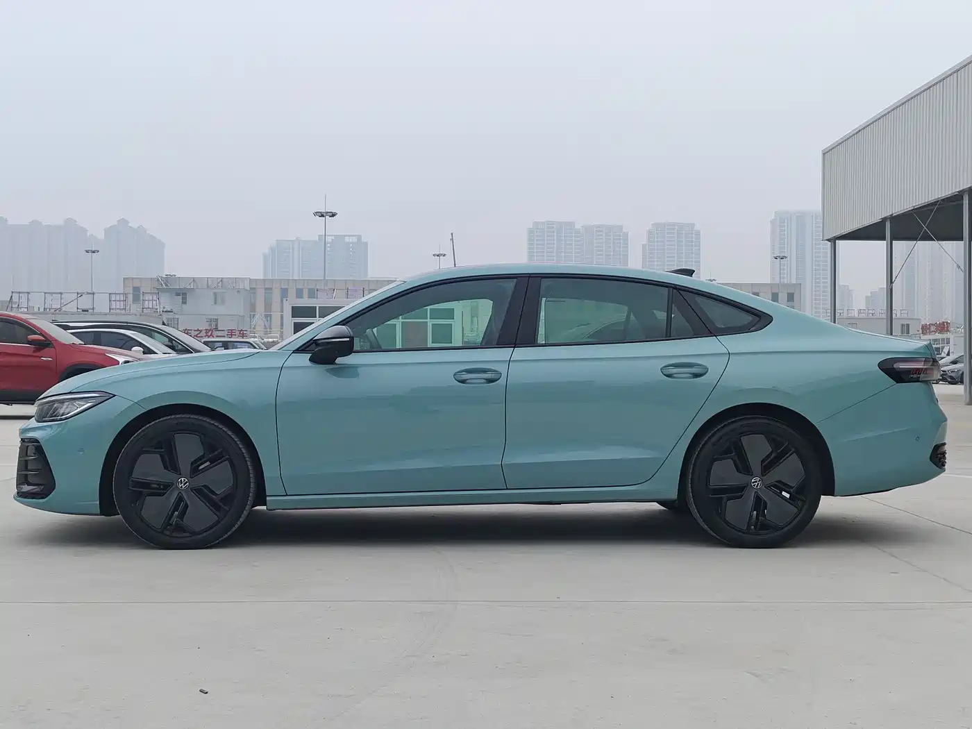 Volkswagen Passat 2025 Model Pro 380TSI Starlight Dragon Premium Edition фото 7