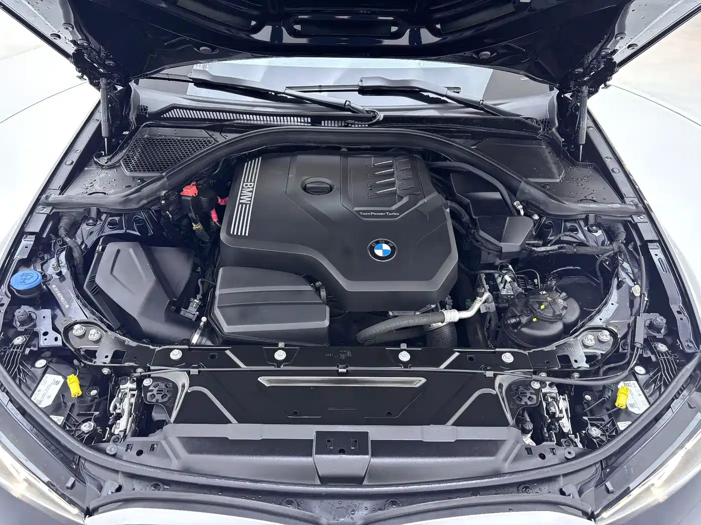 BMW 3 Series 2023 320Li M Sport Package фото 25