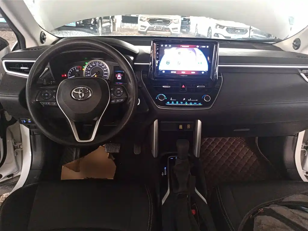 Toyota Frontlander 2022 2.0L CVT Leading Edition фото 6