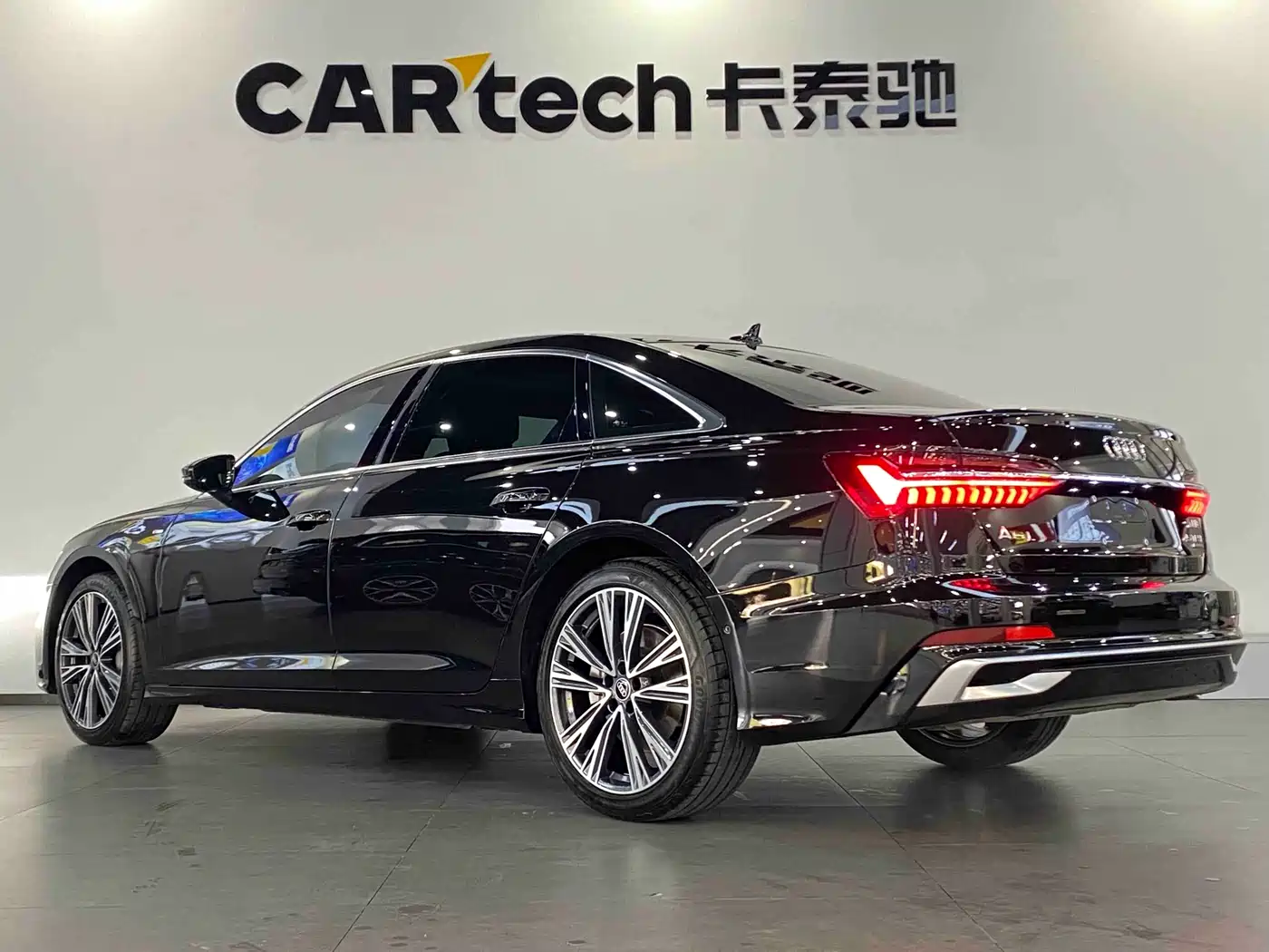 Audi A6L 2025 45 TFSI quattro Premium Sport фото 27