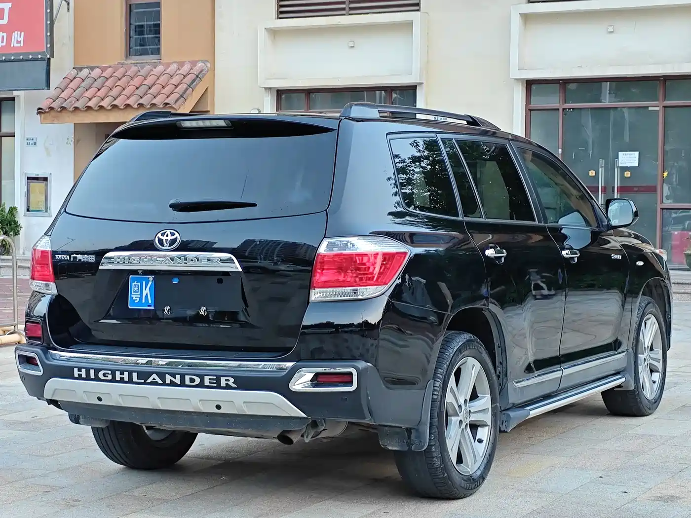 Toyota Highlander 2012 2.7L 2WD 5-seater Sport Edition фото 6