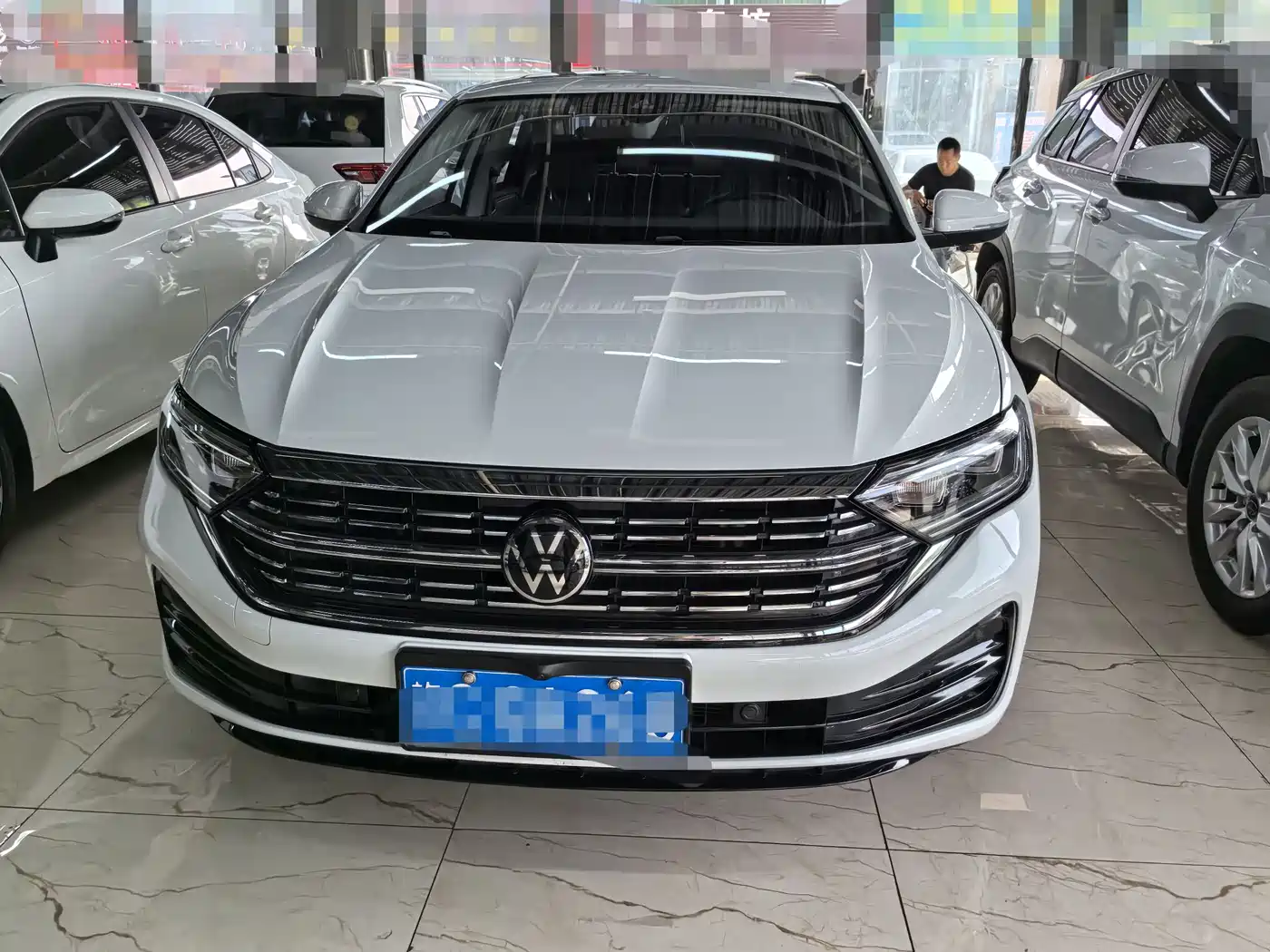 Volkswagen Sagitar 2023 300TSI DSG Surpassing Edition фото 2