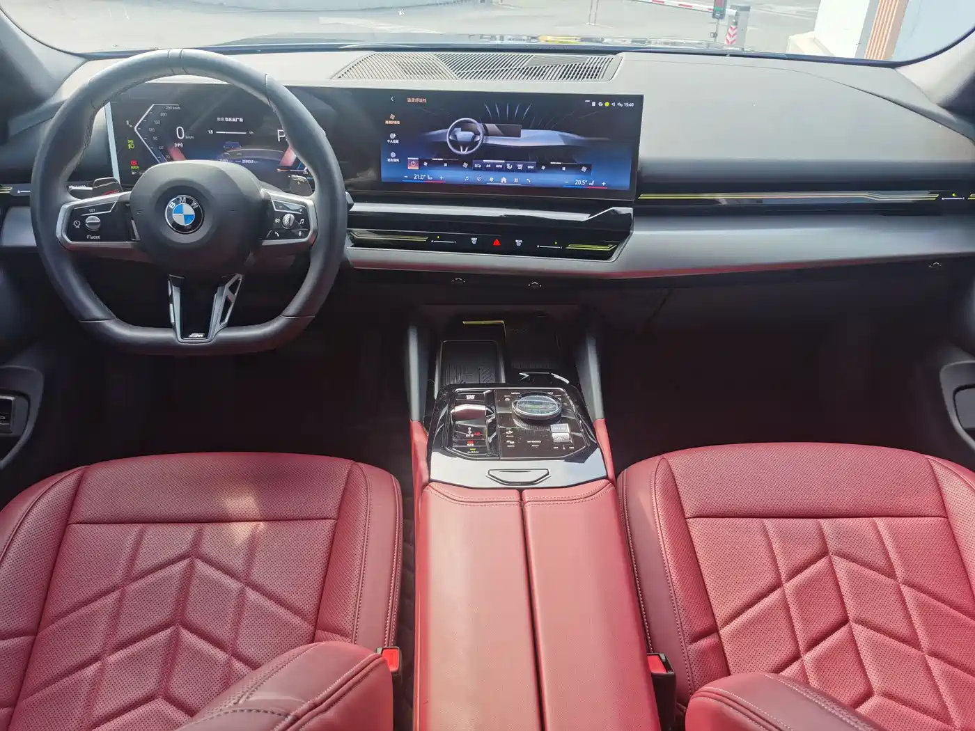 BMW 5 Series 2024 525Li M Sport Package фото 18