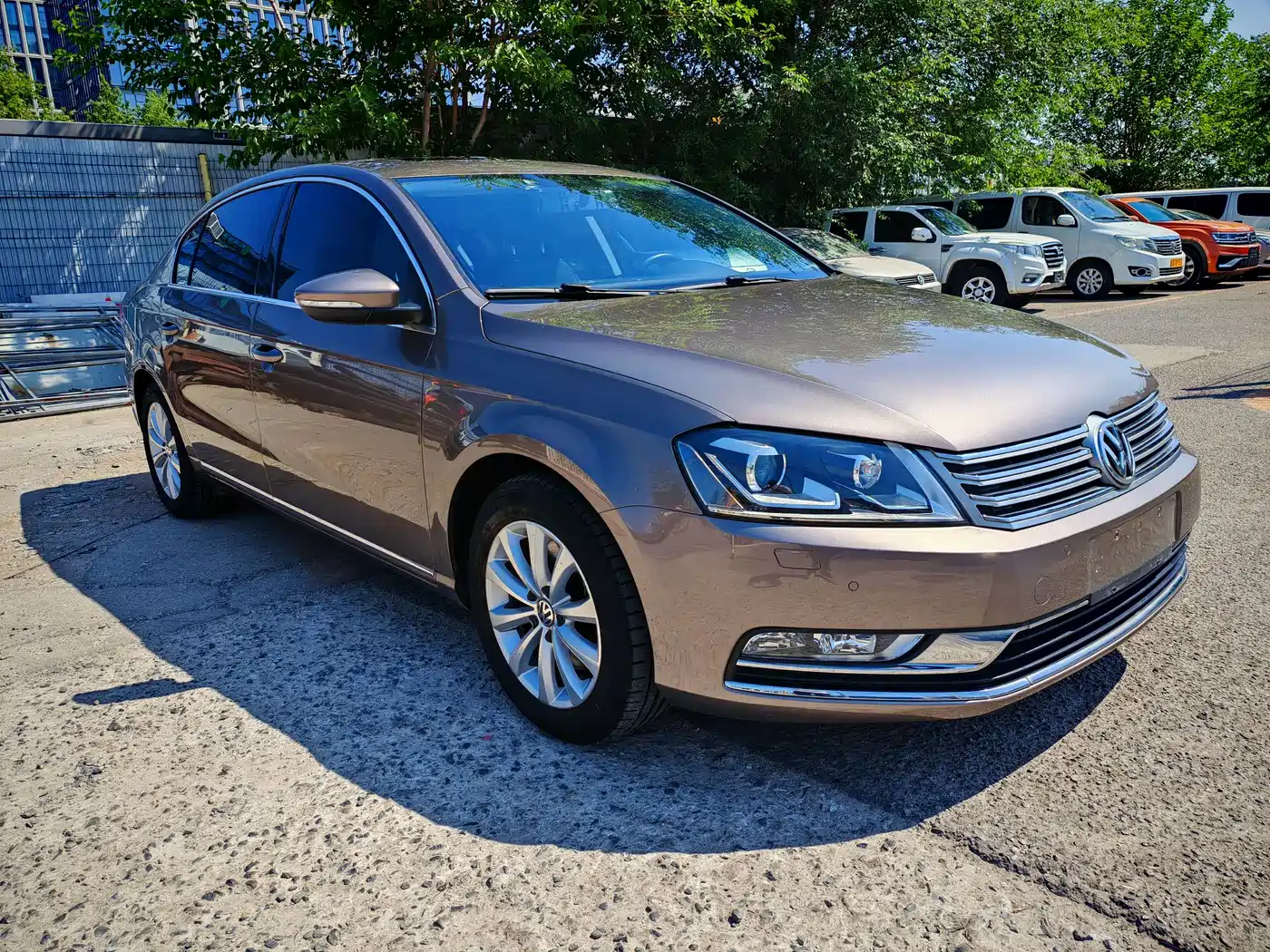 Volkswagen Magotan 2016 1.8TSI Smart Leading фото 3