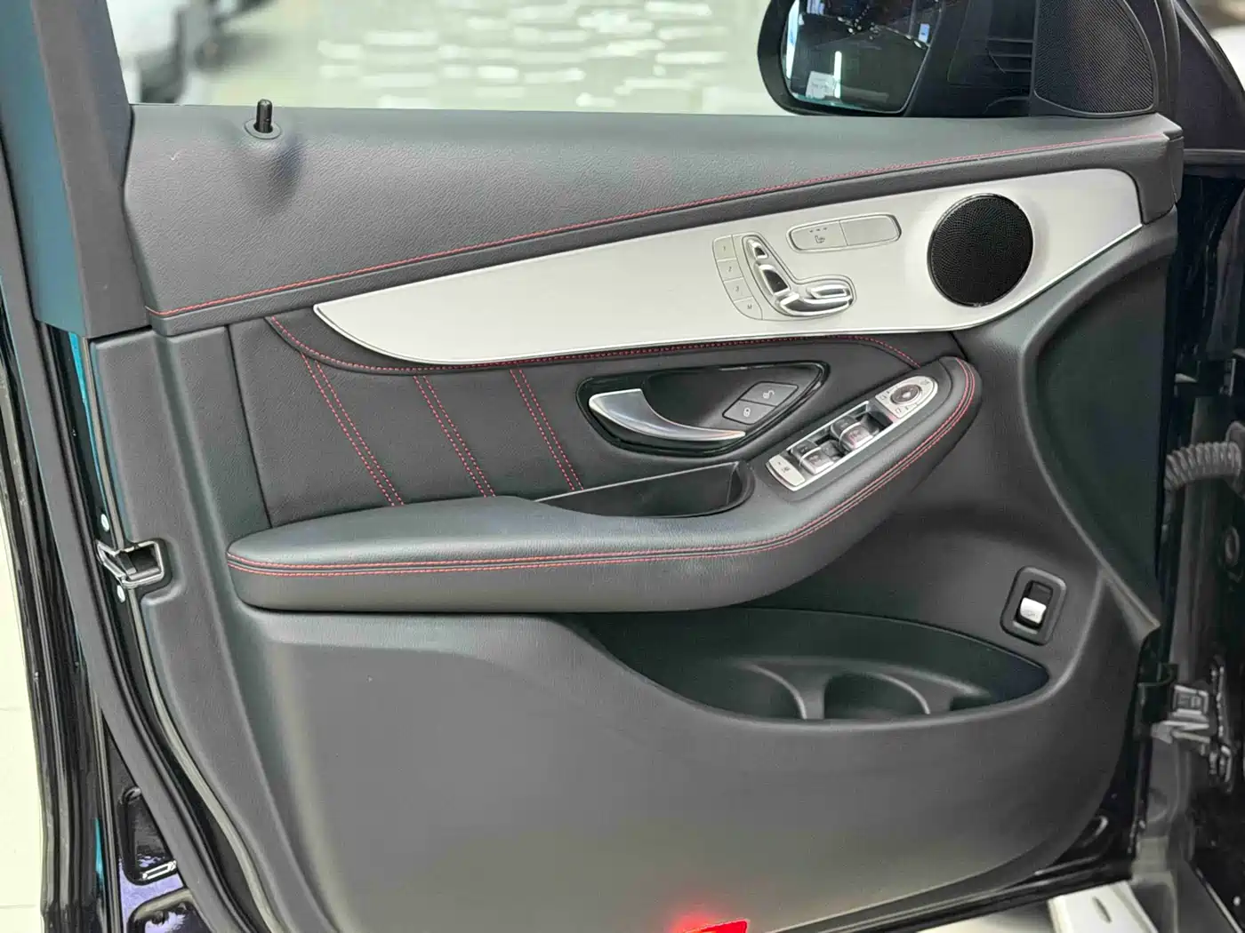 MERCEDES-BENZ GLC AMG