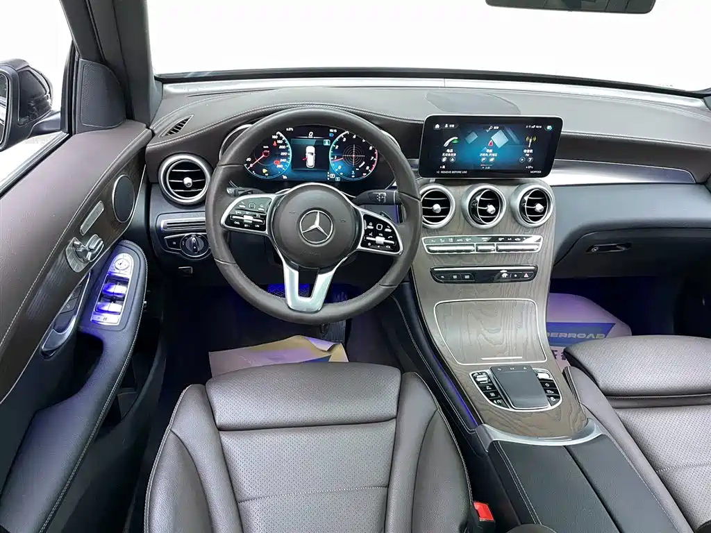 Mercedes-Benz GLC 2021 GLC 260 L 4MATIC Luxury фото 27