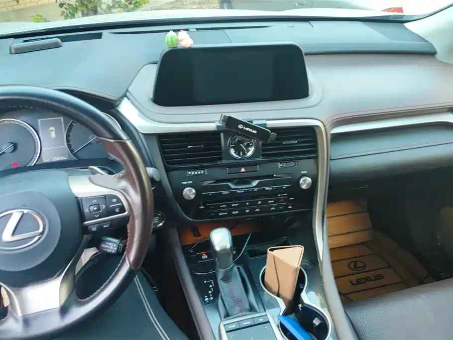 Lexus RX 2020 Facelift 300 AWD Elegance Edition фото 13