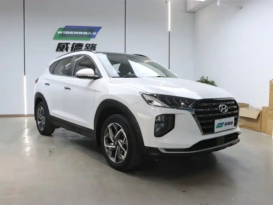 Hyundai Tucson 2020 280TGDi DCT 2WD Fashion (China V) фото 2
