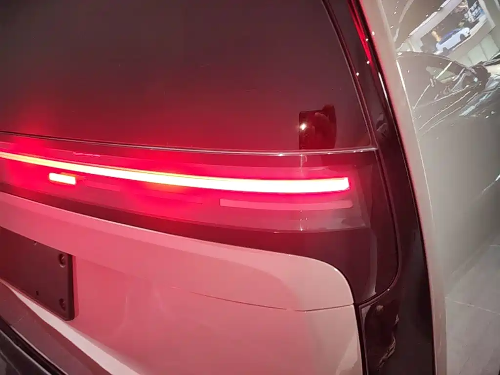 Li Auto MEGA 2024 2024 Ultra