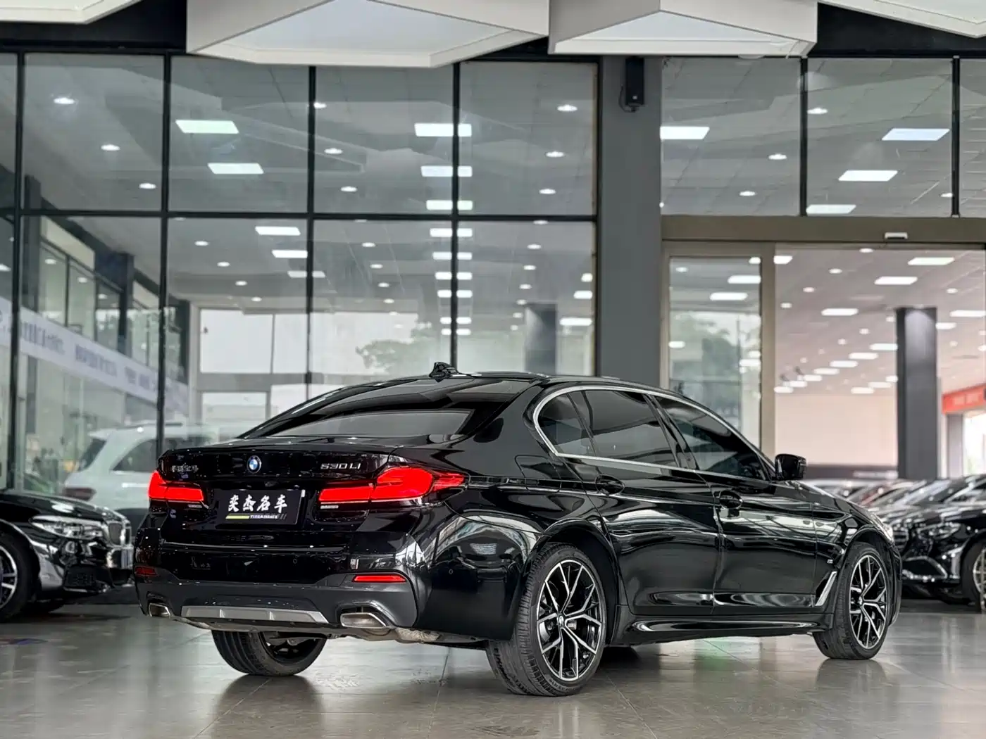 BMW 5 Series 2022 Facelift 530Li Premium M Sport Package фото 9