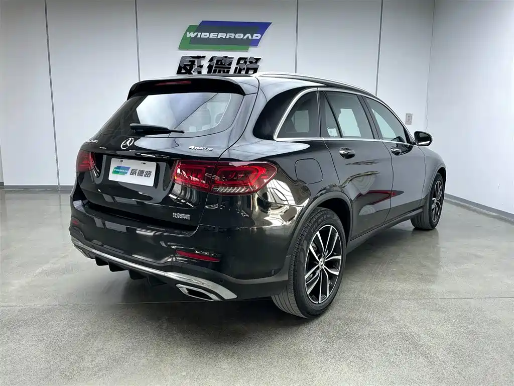 Mercedes-Benz GLC 2021 GLC 260 L 4MATIC Luxury фото 3