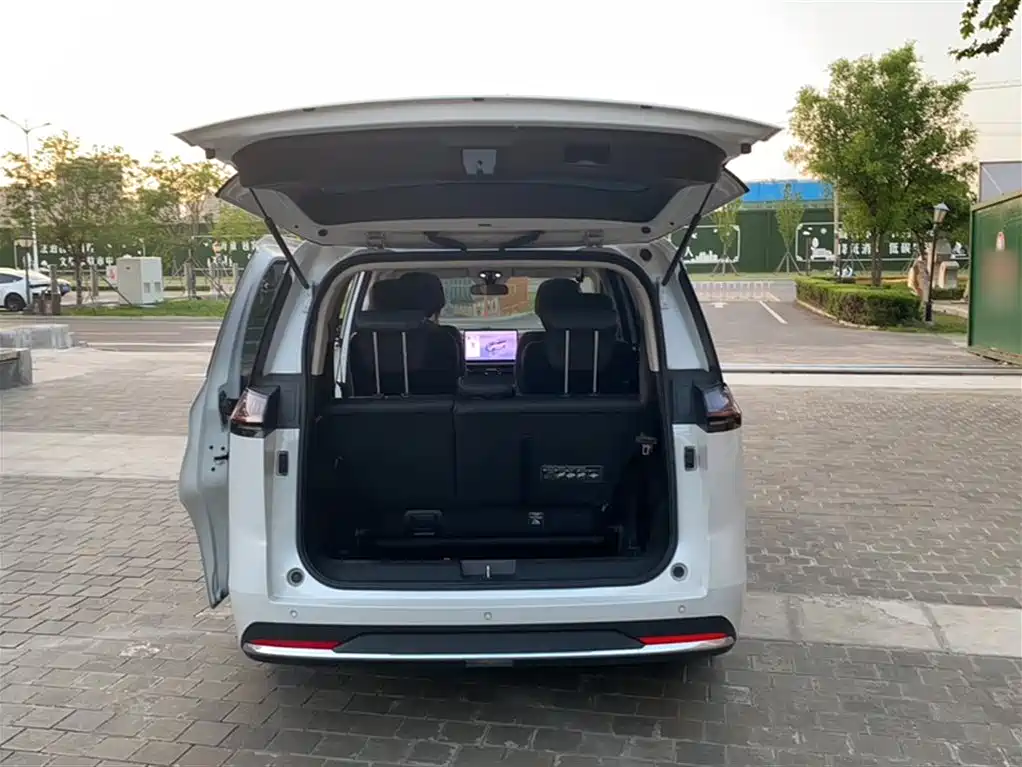GAC Trumpchi Trumpchi E8 NEV 2024 150km PRO фото 14