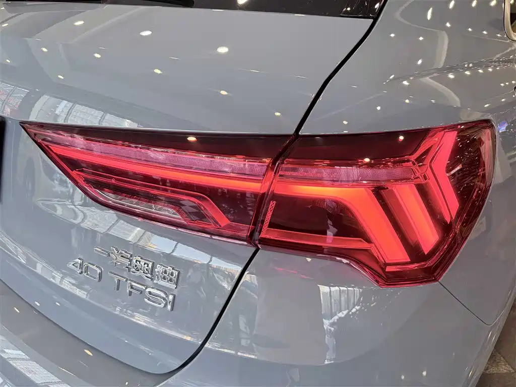 Audi Q3 2022 Model 40 TFSI RS Kit Speed Edition фото 13