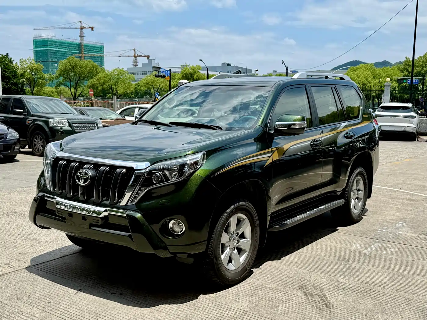 Toyota Prado (Import) 2014 2.7L Automatic Luxury фото 3