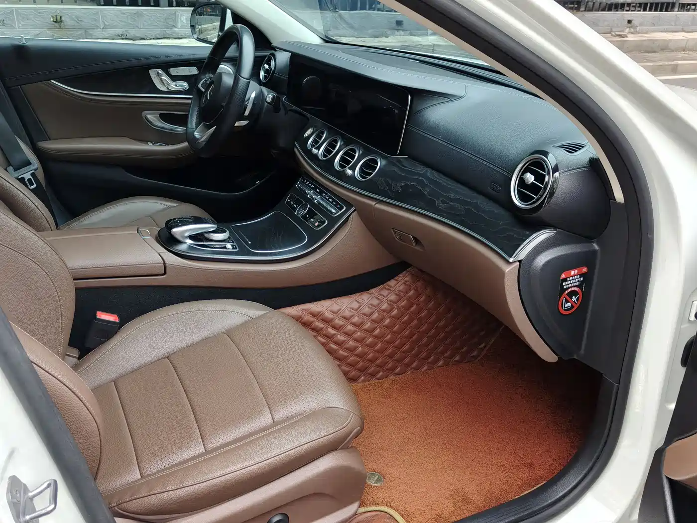 Mercedes-Benz E-Class 2018 Facelift E 300 L Sport Fashion фото 14
