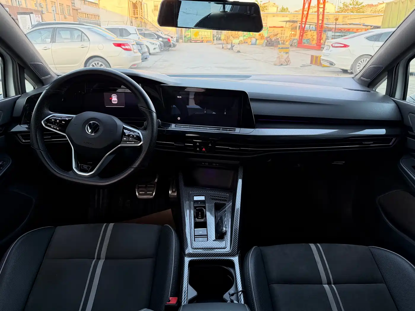 Volkswagen Golf 2021 280TSI DSG R-Line фото 4