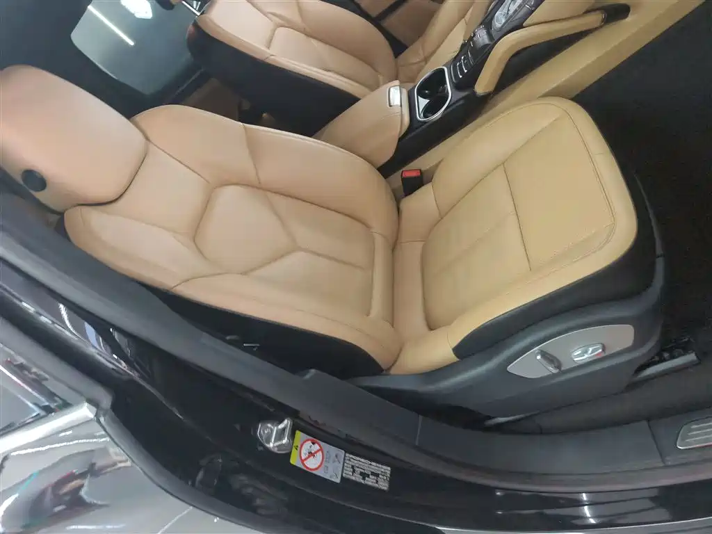 Porsche Cayenne 2016 Cayenne 3.0T фото 25