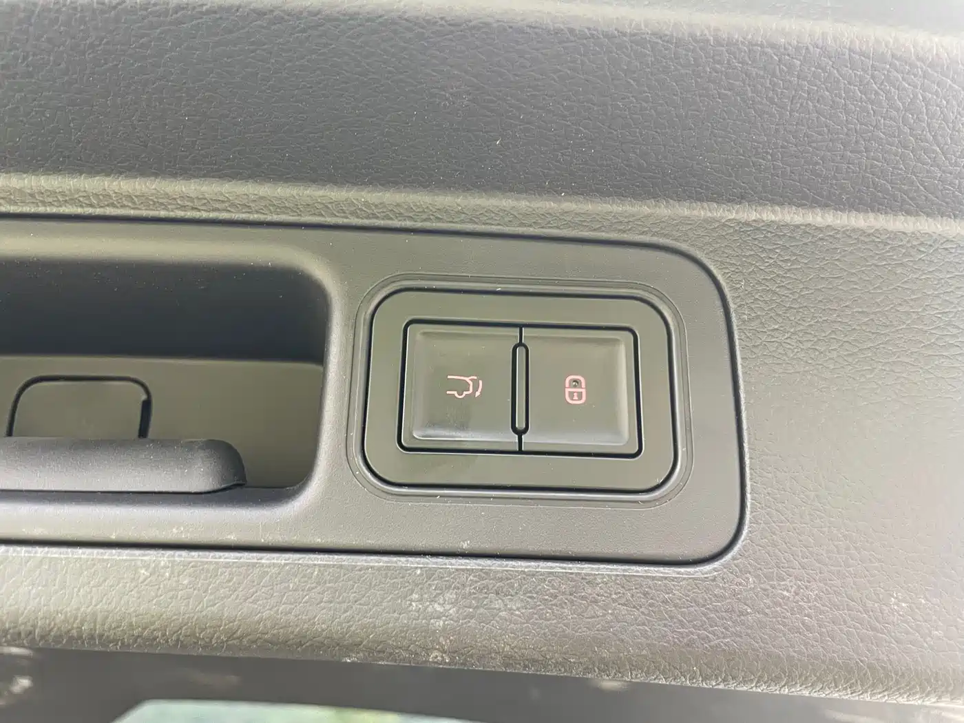 BYD Song PLUS PHEV 2021 DM-i 51KM Premium фото 14