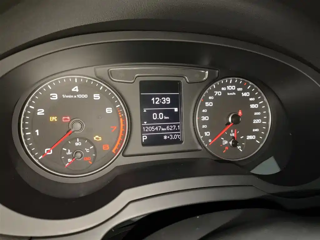 Audi Q3 2017 30 TFSI Style фото 8