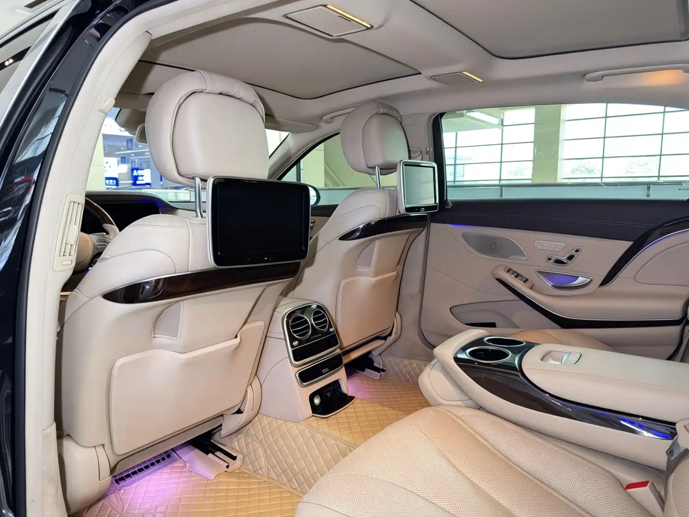 Mercedes-Benz Maybach S-Class 2015 S 400 4MATIC фото 12