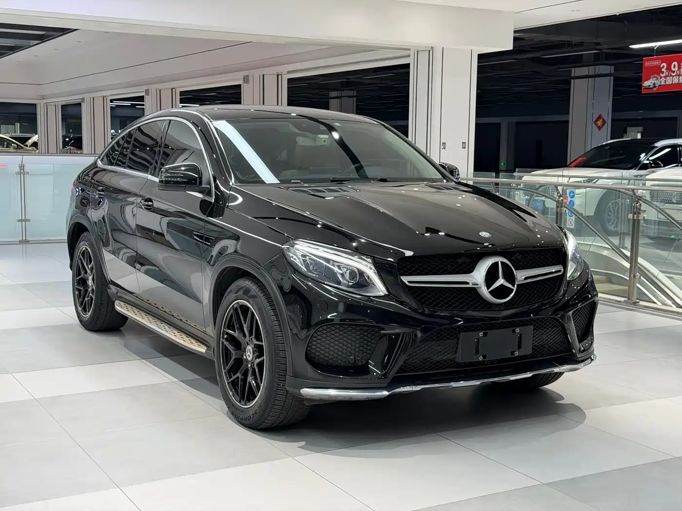 Mercedes-Benz GLE Coupe 2017 GLE 320 4MATIC Coupe SUV фото 3