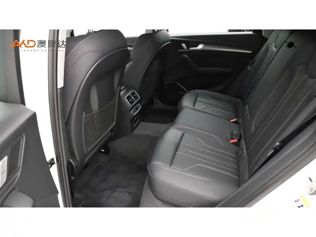 Audi Q5L 2022 Facelift 45T Luxury Dynamic фото 7
