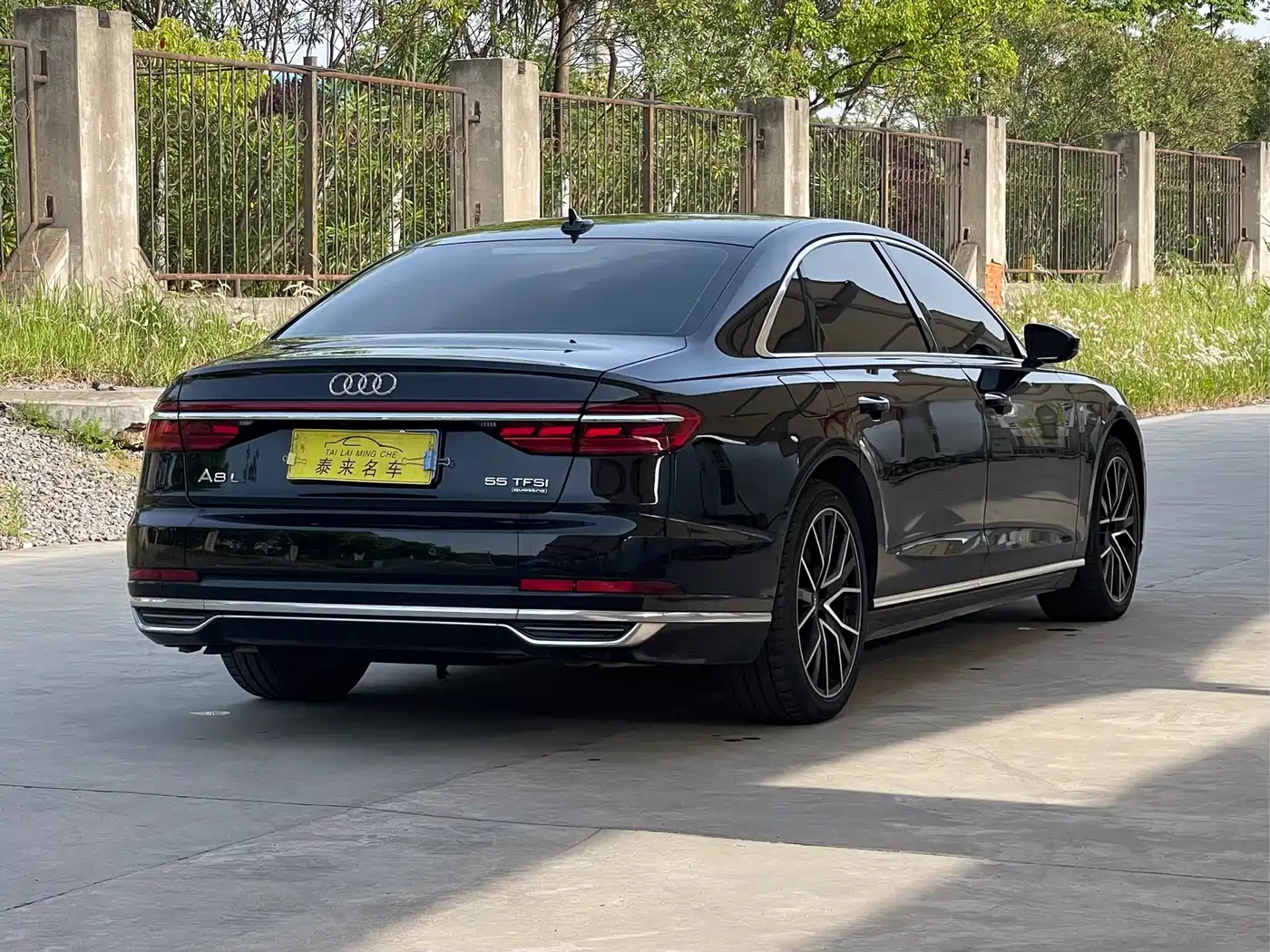 Audi A8 2021 A8L 55 TFSI quattro Luxury фото 7