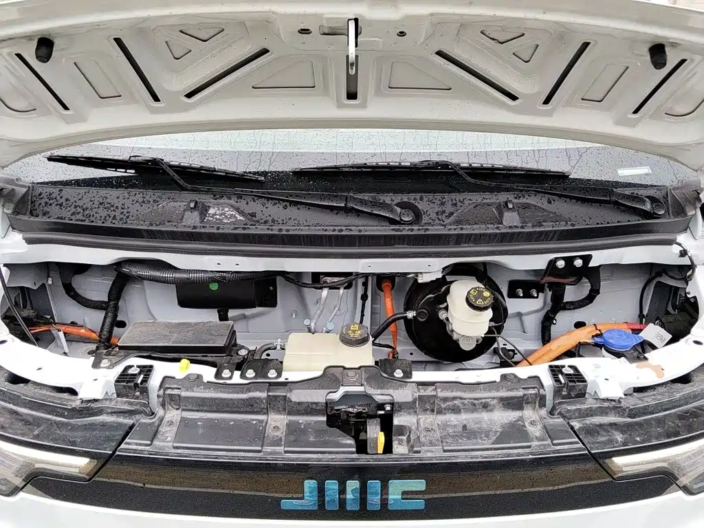 Jiangling E-Fushun 2026 2025 Clear Window Version 41.86kWh Short Wheelbase Low Roof