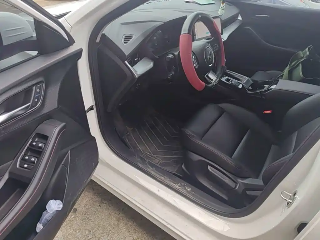 MG MG5 2024 2023 180DVVT CVT Luxury Edition