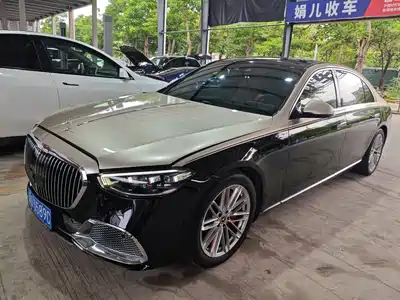 Mercedes-Benz S