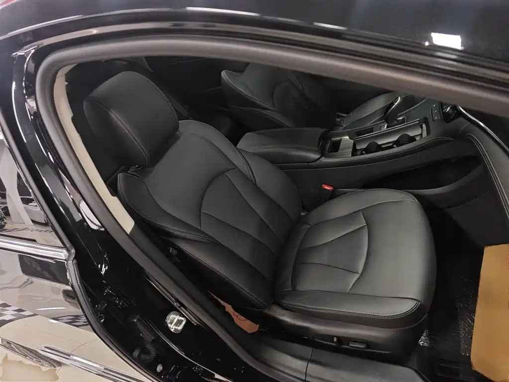 Buick LaCrosse 2022 652T Luxury фото 25