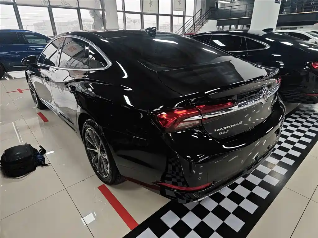 Buick LaCrosse 2022 652T Luxury фото 5