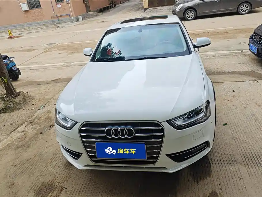 Audi A4L 2013 35 TFSI Automatic Standard фото 2