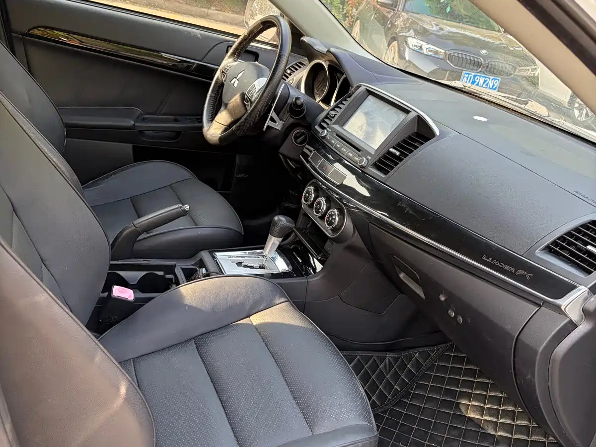 Mitsubishi Lancer EX 2012 Zhishang 1.8L CVT Luxury фото 9