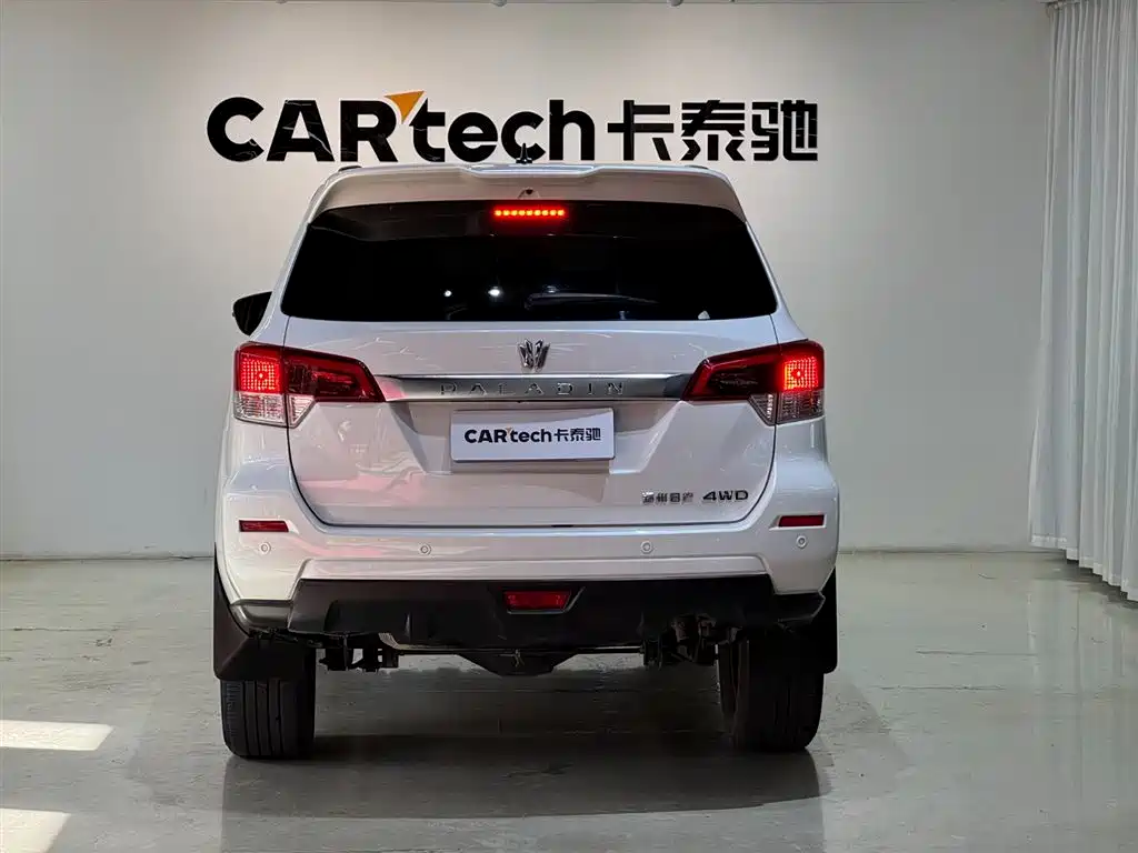 Dongfeng Fengdu Paladin 2023 Model 2.0T 4WD Premium Edition фото 5
