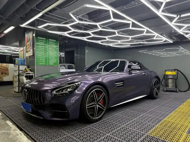 MERCEDES-BENZ AMG GT