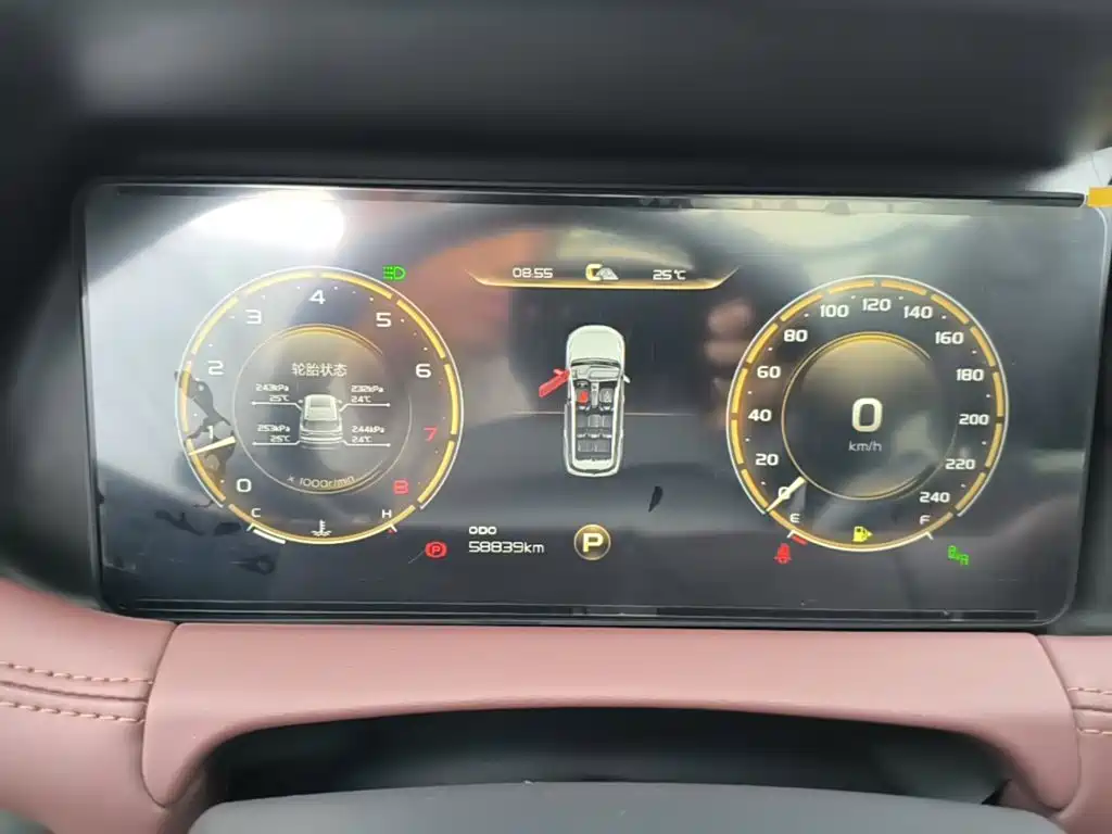 Geely Haoyue 2022 2022 Model 1.8TD DCT Flagship 7-Seater