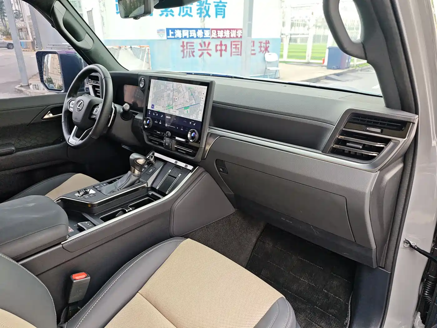 Lexus GX 2024 OVERTRAIL Summit Edition фото 12