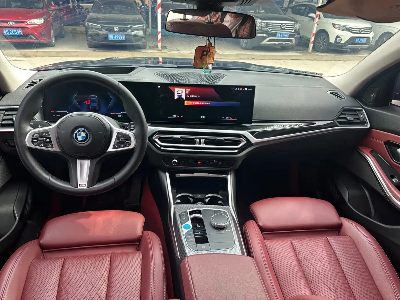 BMW I3