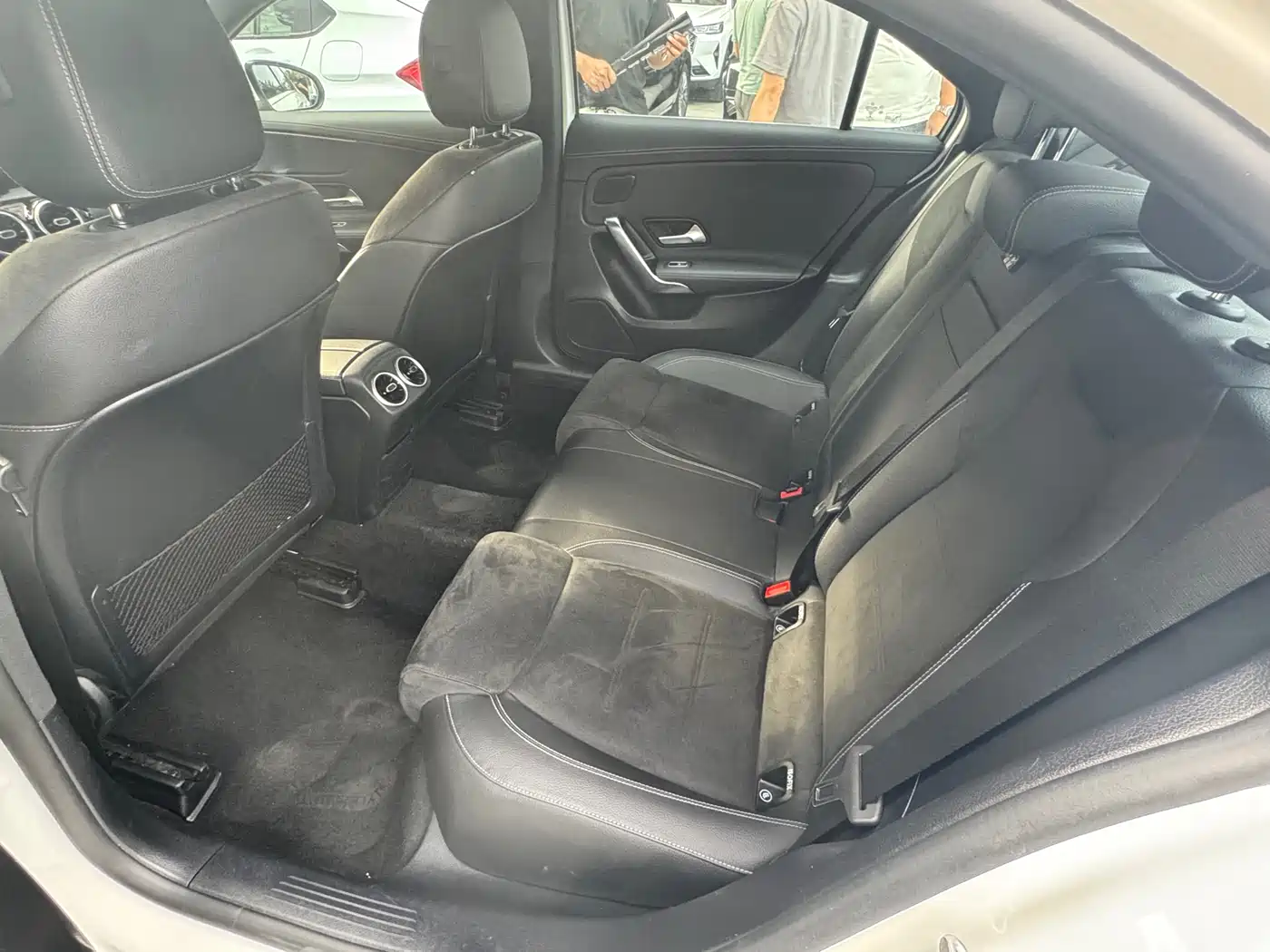 Mercedes-Benz A-Class 2019 A 180 L Sport Sedan фото 6