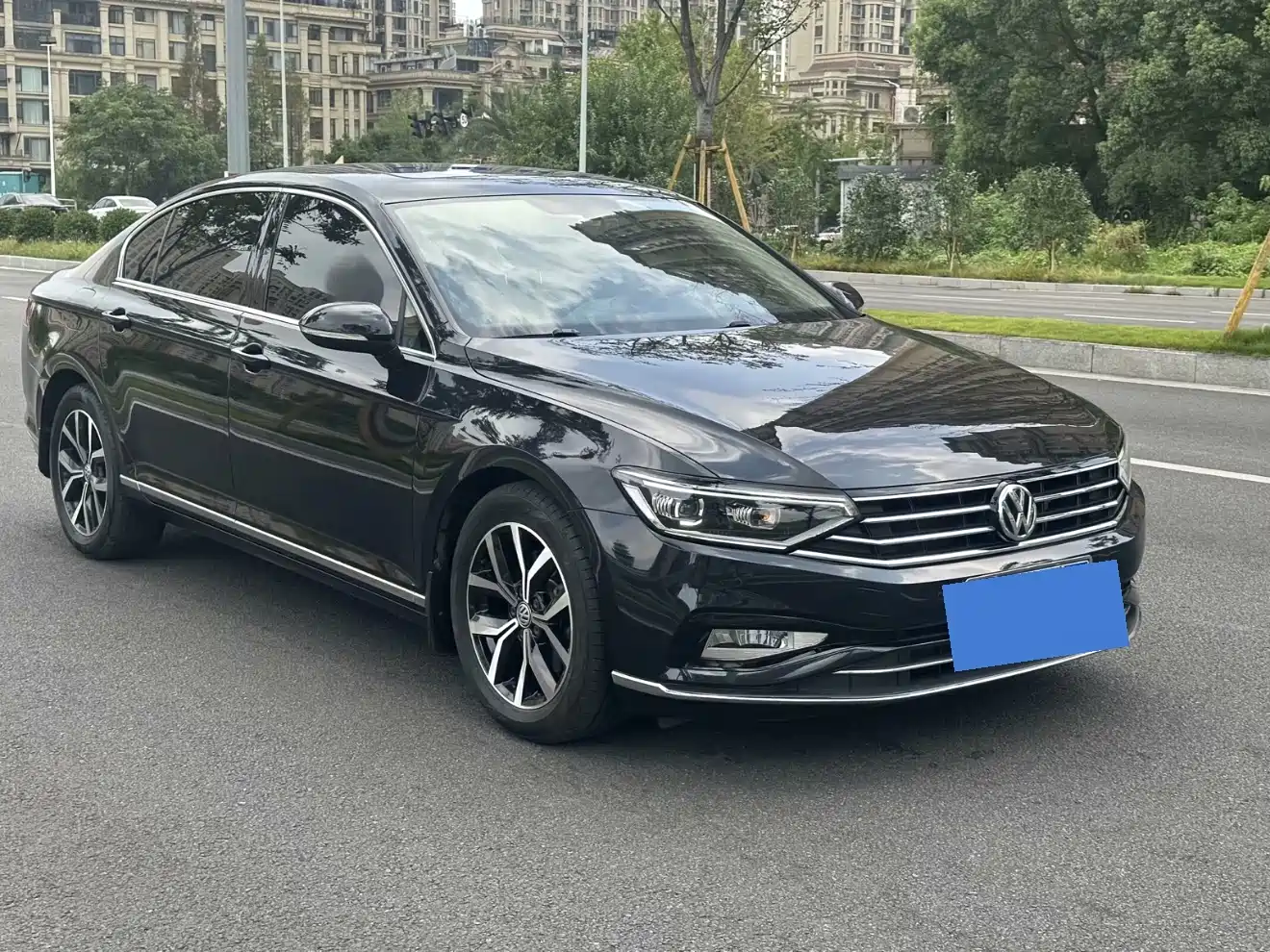 Volkswagen Magotan 2020 330TSI DSG Leading фото 3