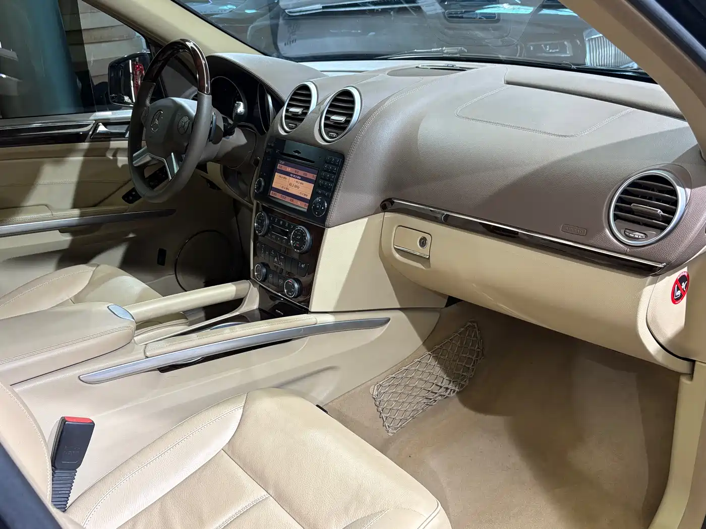 Mercedes-Benz GL-Class 2011 GL 450 4MATIC Premium фото 19