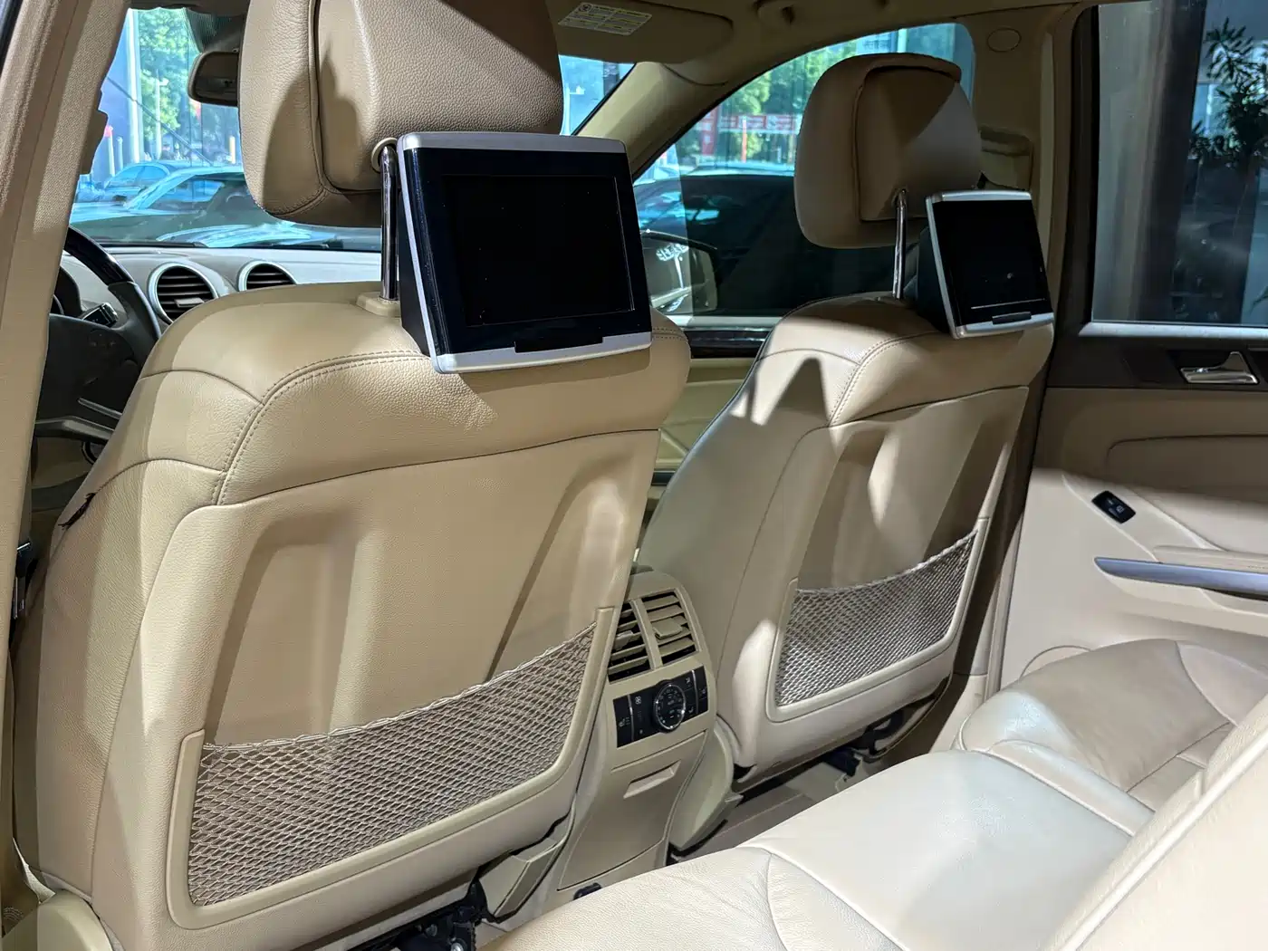 Mercedes-Benz GL-Class 2011 GL 450 4MATIC Premium фото 17