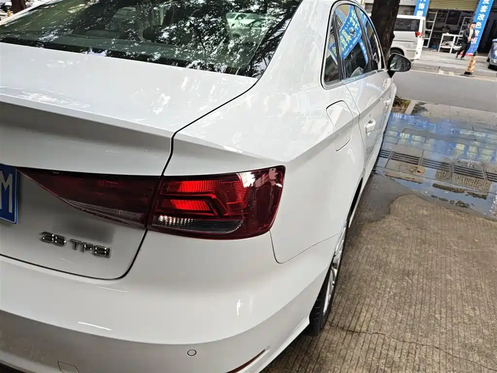 Audi A3 2016 Limousine 35 TFSI Progressive фото 24