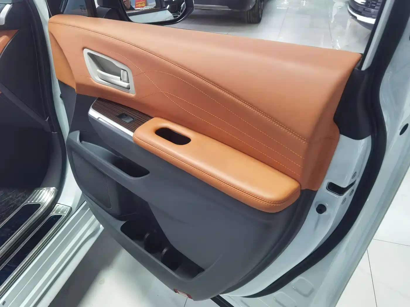 Toyota Sienna 2023 2.5L Hybrid Comfort Edition фото 17