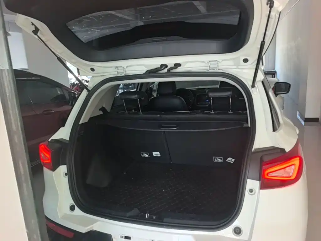 GAC Trumpchi Trumpchi GS3 2018 2017 150N Automatic Elite